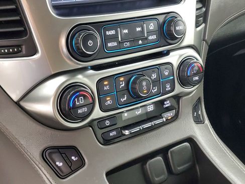 Used 2016 Chevrolet Tahoe LT w/ LT Signature Package image 20