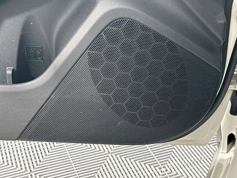 Used 2021 Subaru Crosstrek 2.5i Sport w/ Moonroof Package image 18