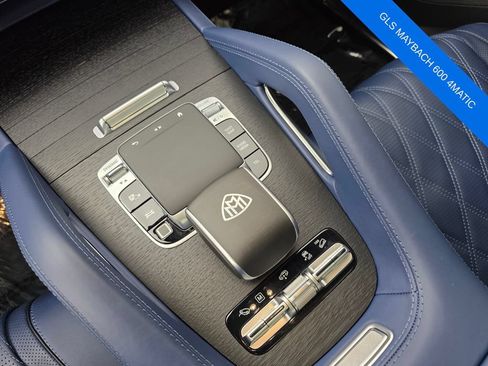 Used 2026 Mercedes-Benz Maybach GLS 600 4MATIC image 26