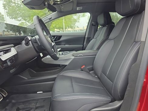 Certified 2025 Cadillac Optiq Sport 2 w/ LPO, Floor Liner Package AWD/4WD image 11