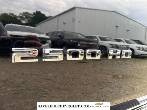 Used 2022 Chevrolet Silverado 2500 LT w/ Convenience Package AWD/4WD image 5
