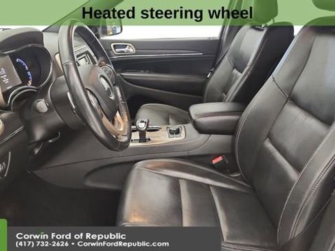 Used 2015 Jeep Grand Cherokee Limited w/ Trailer Tow Group IV image 15