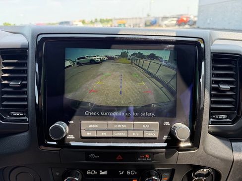 Used 2024 Nissan Frontier Pro-X RWD image 26