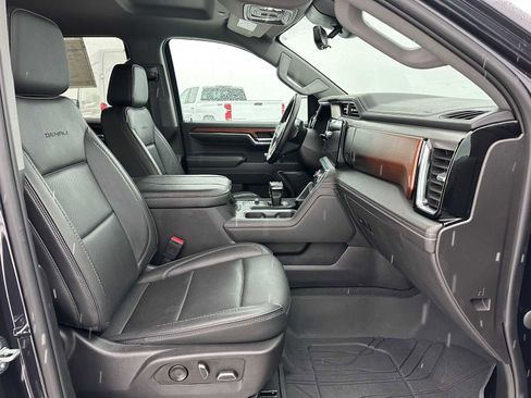 Used 2023 GMC Sierra 1500 Denali w/ Technology Package image 10