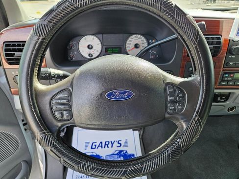 Used 2006 Ford F250 Lariat AWD/4WD image 21