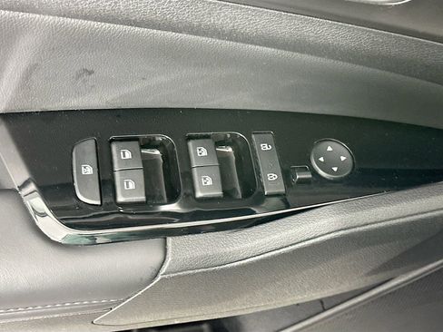 Used 2023 Kia Sportage EX image 24