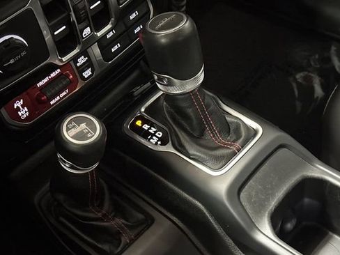 Used 2022 Jeep Gladiator Rubicon w/ Dual Top Group image 24