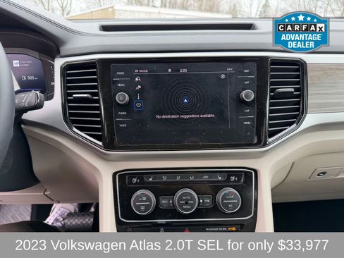 Used 2023 Volkswagen Atlas SEL AWD/4WD image 16