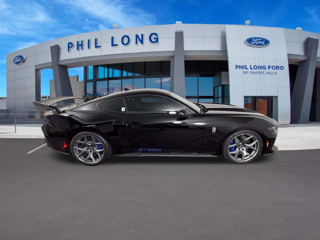 New 2026 Ford Mustang GT Premium w/ GT Performance Package RWD image 7