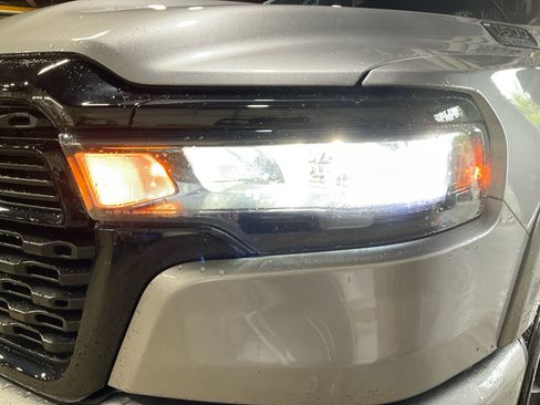 Used 2025 RAM 1500 Big Horn AWD/4WD image 33