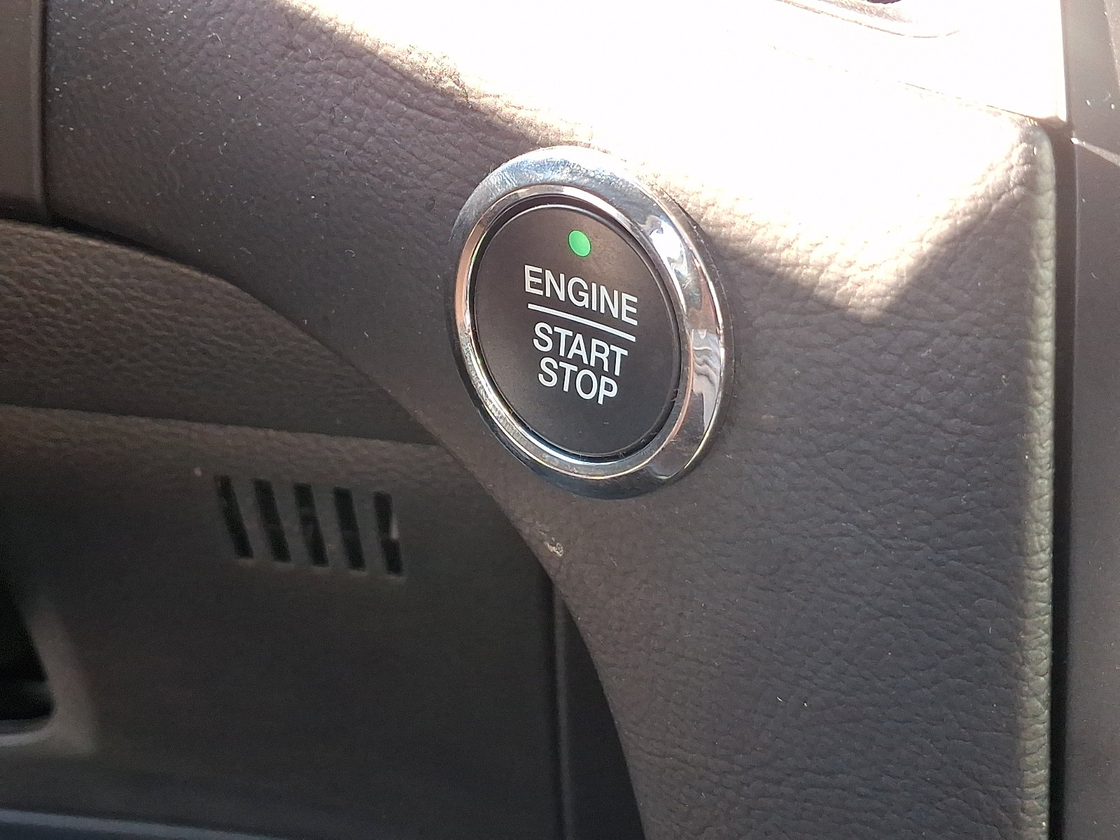 Used 2024 Ford Edge SEL w/ Convenience Package AWD/4WD image 26