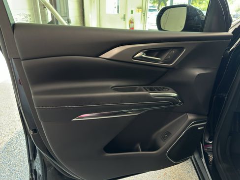 New 2026 Chevrolet Traverse LT w/ Enhanced Driving Package image 27