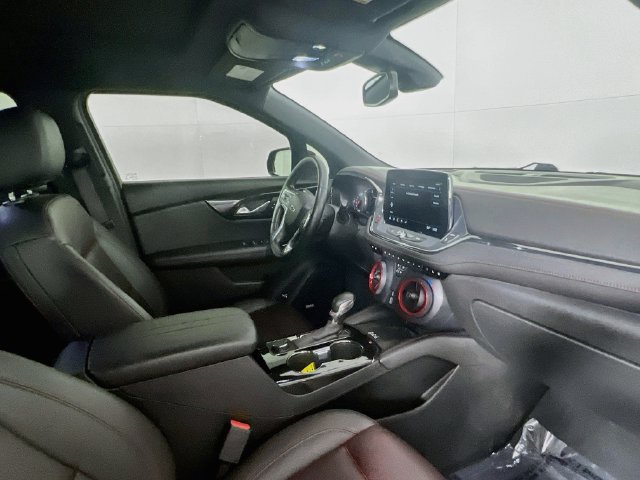 Used 2023 Chevrolet Blazer RS w/ Enhanced Convenience Package FWD image 23