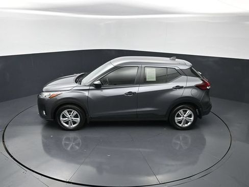 Used 2025 Nissan Kicks Play S FWD image 23