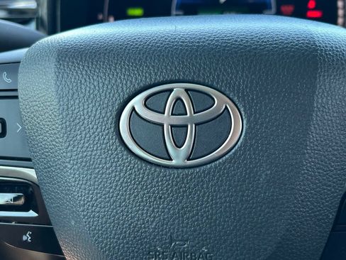 Used 2025 Toyota Camry LE w/ Convenience Package AWD/4WD image 36