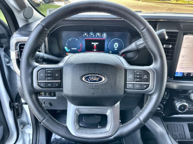 Used 2026 Ford F250 Lariat w/ FX4 Off-Road Package AWD/4WD image 22