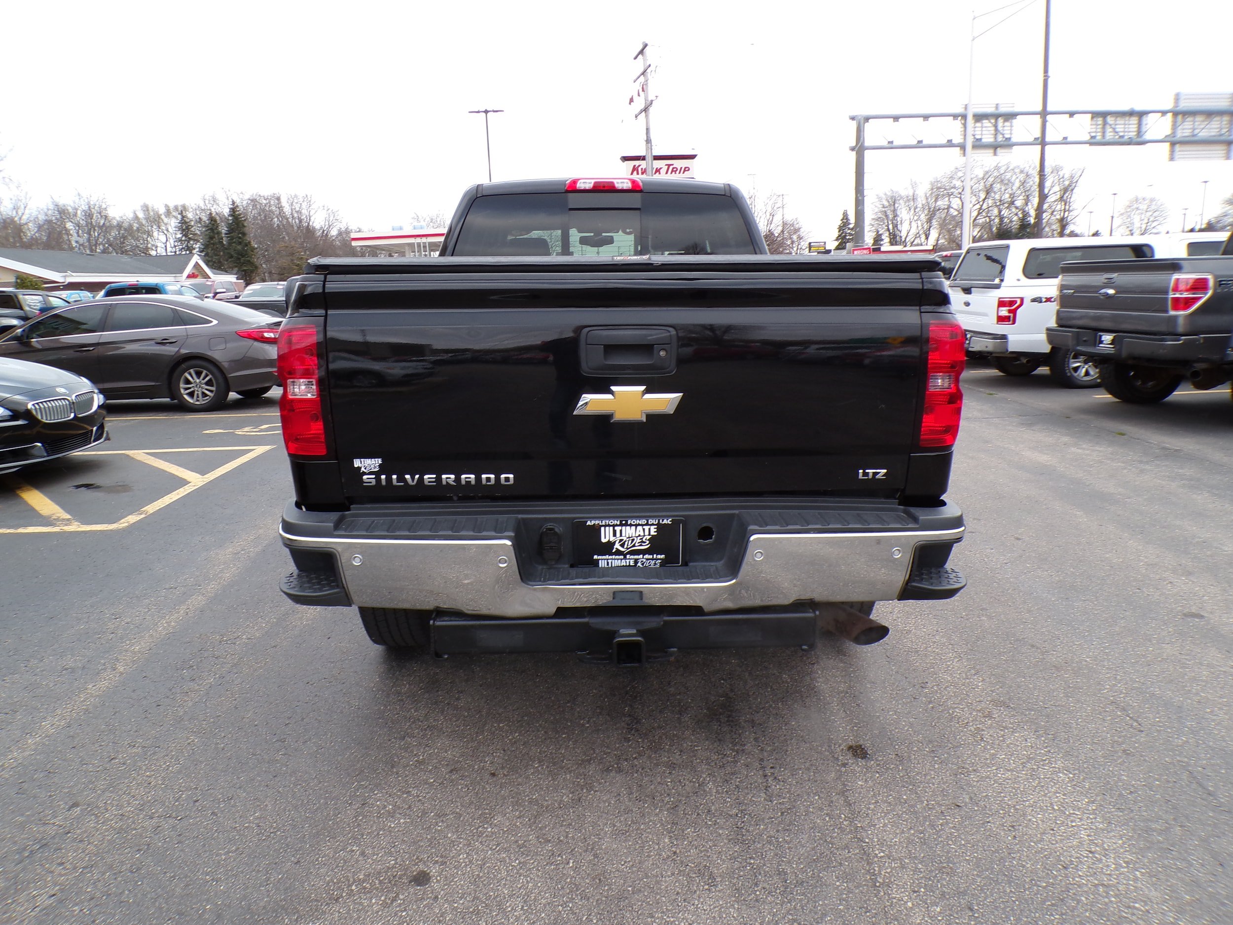 Used 2015 Chevrolet Silverado 2500 LTZ AWD/4WD image 4