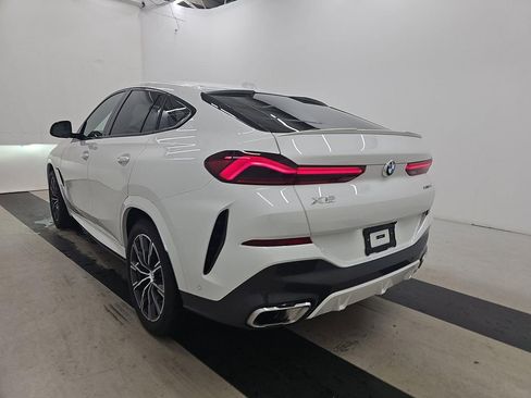 Used 2026 BMW X6 xDrive40i image 3
