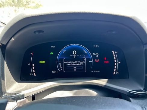 Used 2026 Toyota Camry SE w/ Convenience Package FWD image 12