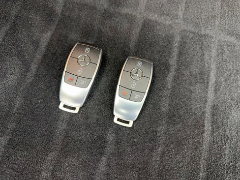 Used 2022 Mercedes-Benz GLC 300 4MATIC w/ Premium Package Lite image 72