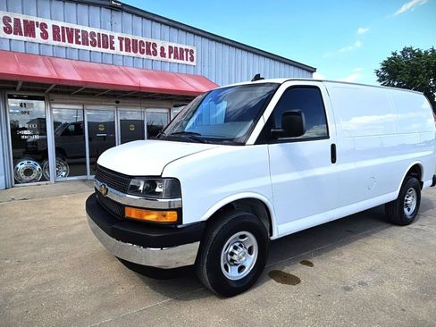Used 2023 Chevrolet Express 2500 w/ Driver Convenience Package RWD image 1