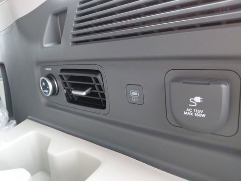 New 2026 Hyundai Santa Fe Limited image 29