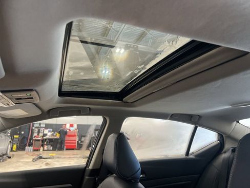 Certified 2024 Nissan Altima 2.5 SL image 8