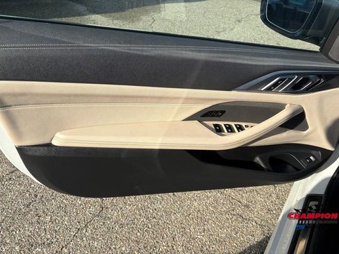 Used 2021 BMW M440i Convertible w/ Premium Package image 16