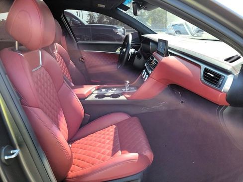 Used 2022 Genesis G70 3.3T Launch Edition image 20