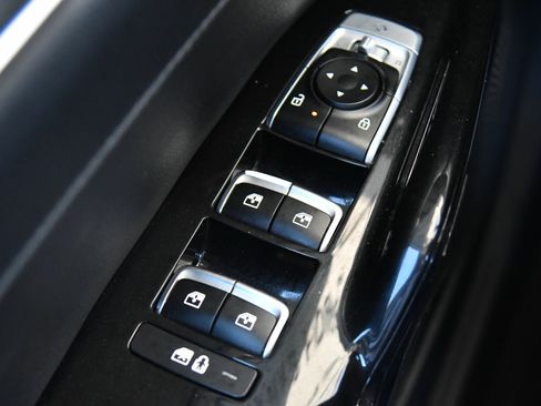 Used 2025 Kia K5 EX FWD image 46