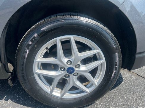 Used 2022 Ford Edge SEL AWD/4WD image 9