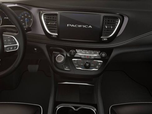 New 2026 Chrysler Pacifica Limited image 5