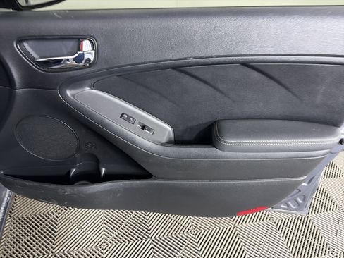 Used 2018 Kia Forte S image 41