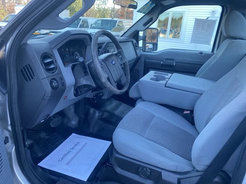 Used 2016 Ford F250 XL w/ Power Equipment Group image 10