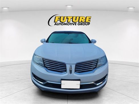 Used 2017 Lincoln MKX Select w/ Select Plus Package image 2