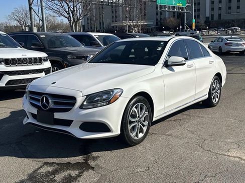 Used 2018 Mercedes-Benz C 300 4MATIC Sedan image 5