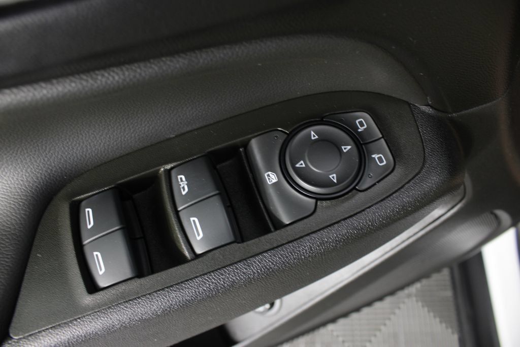 Used 2024 Chevrolet Equinox LT FWD image 15