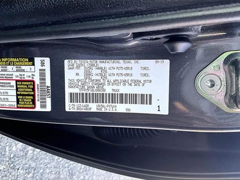 Used 2020 Toyota Tundra Limited image 27