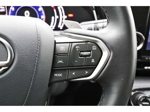 Used 2025 Lexus NX 250 FWD w/ Premium Package image 16