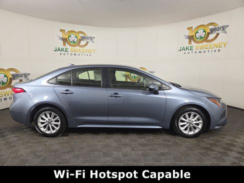 Used 2021 Toyota Corolla LE image 10