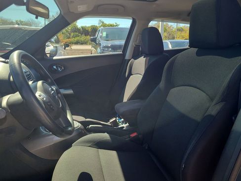 Used 2014 Nissan Juke S image 27