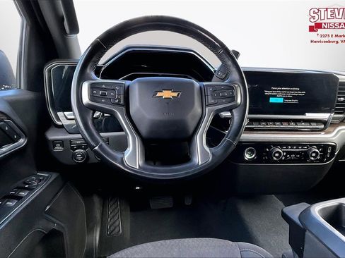 Used 2023 Chevrolet Silverado 1500 LT image 9