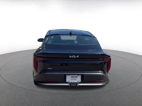 Used 2025 Kia K4 LXS FWD image 11
