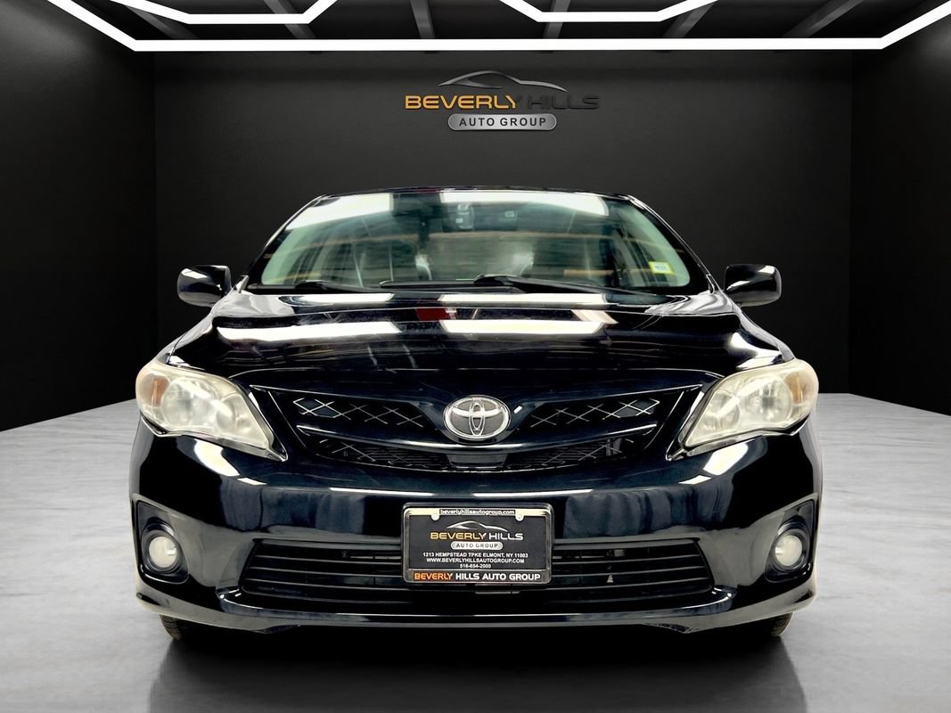 Used 2011 Toyota Corolla LE w/ Premium Pkg FWD image 8