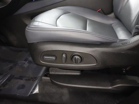 Used 2022 Buick Enclave Essence w/ Experience Buick Package image 32