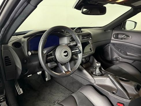 Used 2023 Nissan Z Performance w/ Floor Mat Package (L93) image 4