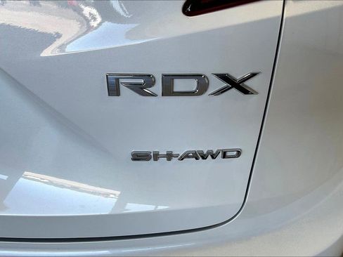 Used 2025 Acura RDX SH-AWD image 39