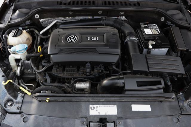 Used 2017 Volkswagen Jetta GLI FWD image 50