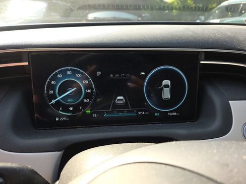 Used 2024 Hyundai Tucson Limited AWD/4WD image 12