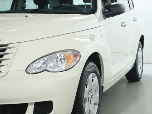 Used 2007 Chrysler PT Cruiser image 3